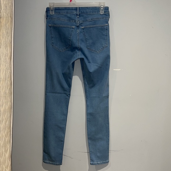 Denim light blue jeans. US 4. - Picture 3 of 5
